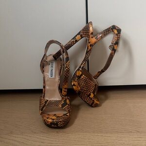Steve Madden Women's Snake Print Heels - Brown and Orange